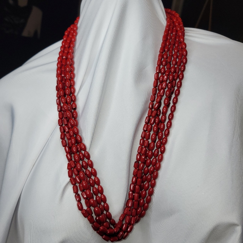 Vintage 80s Faux Cinniabar Red & Black Mottled Beads Asian Inspired Necklace